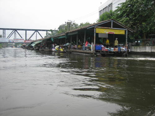 Floating_market