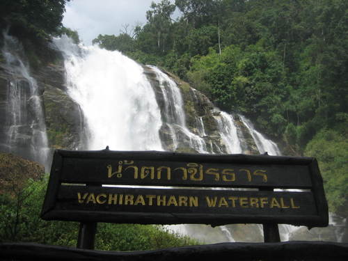 Vachiratharn_waterfall2