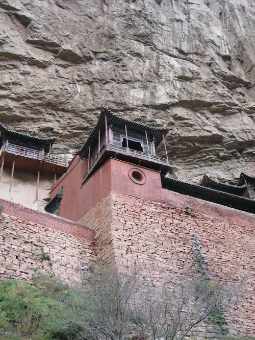 Hanging_monastery2