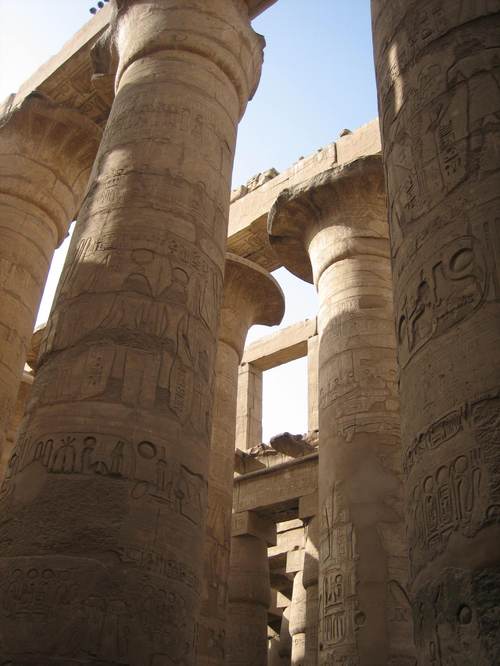 Karnak_hypostyle_hall2