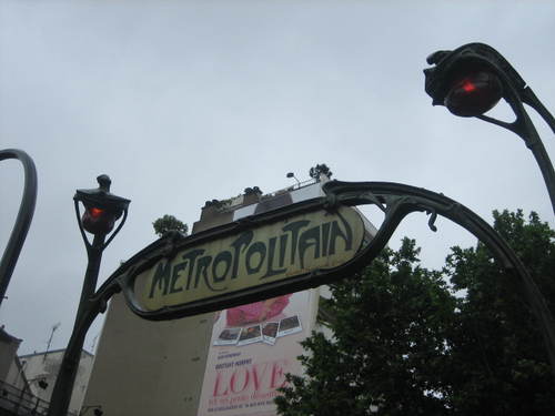 Metropolitan_station