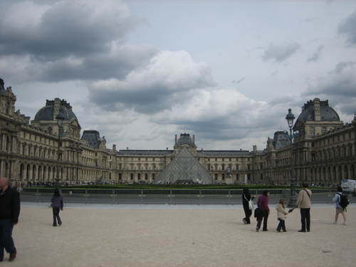 Musee_de_louvre1_2