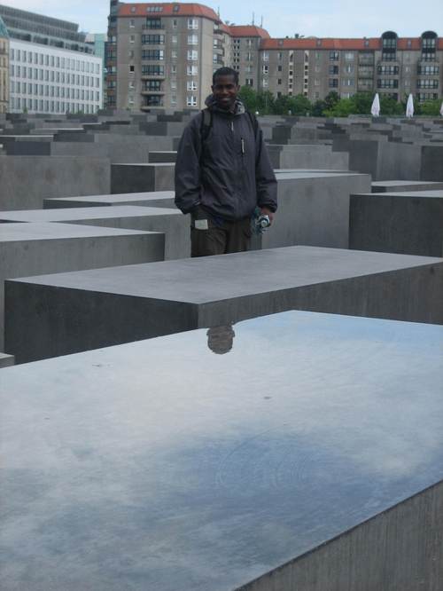 Holocaust_memorial2