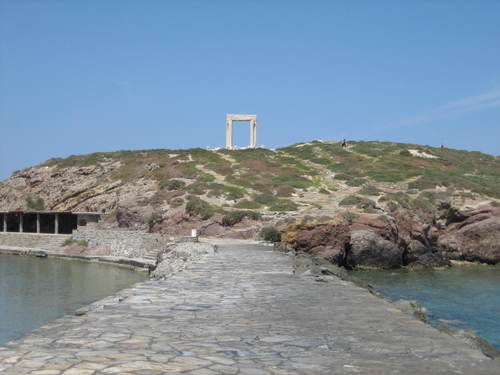 Naxos_acropylis1