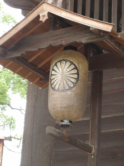 Lantern_near_todaiji