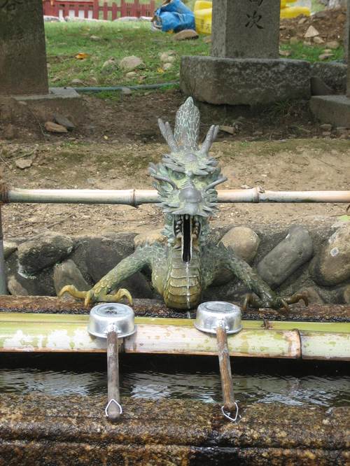 Nara_park_fountain2