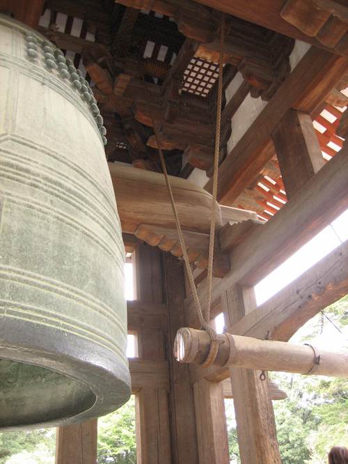 Nara_park_great_bell2