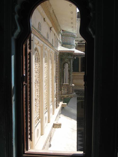 Udaipur_palace2