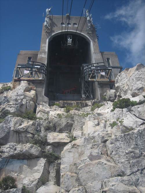 Table_mountain_cablecar2