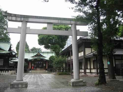 Shinto_shrine_tokyo_central_park2