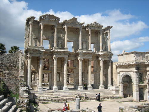 Ephesus_library1