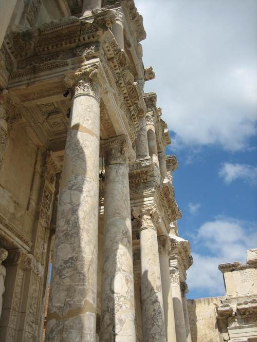 Ephesus_library2